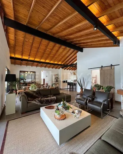 Arriendo Casafinca En La Vía Don Diego - La Ceja