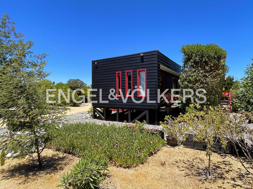 Casa Impecable En Parcela.