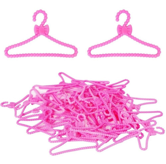 Barbie Lote De 20 Ganchos Rosa Para Ropa De Muñecas | MercadoLibre