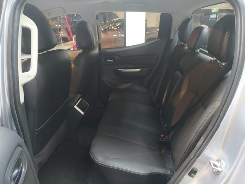 Imagem 10 de 12 de Mitsubishi L200 Triton Sport Hpe S 4wd 2.4