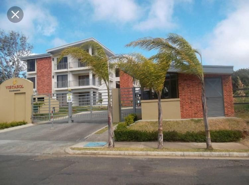 Apartamento En Condominio