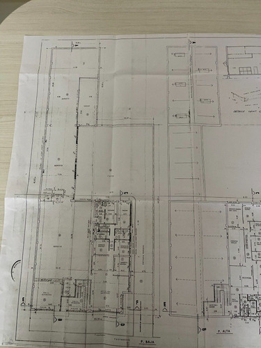 Imagen 22 de 23 de Amplios Depósitos Y Oficinas C/gran Patio/estac. Pueyrredón Al 200 U$s 420.000