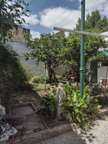 Imagen 7 de 17 de Venta - Casa En Lote Propio 8,66 X 30 - Giorello 1764 - S. L
