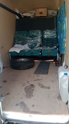 Ford Transit 2.2 Furgon Mediano 350m