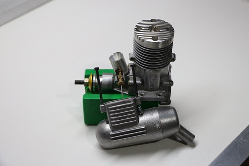 Motor Glow T A L K A - P Y 10 -v C C- N O V O ( .60 )