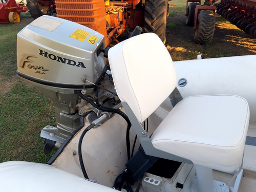 Imagen 2 de 4 de Semirrigido 3.6 C/honda 15hp 4t