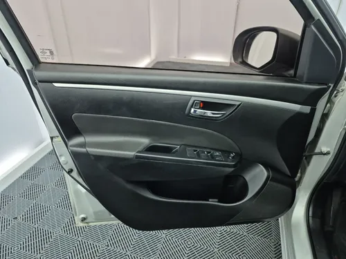 Suzuki Swift 1.2 AT