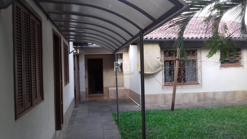 Casa Em Partenon Com 3 Dormitórios - Pj5076