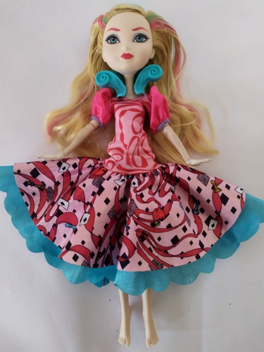 Ever After High Way To Wonderland Apple White  Doll