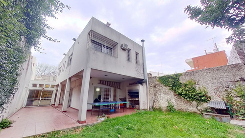 Imagen 3 de 30 de Ph Tipo Casa 5 Amb Patio Parrilla Jardín Terraza
