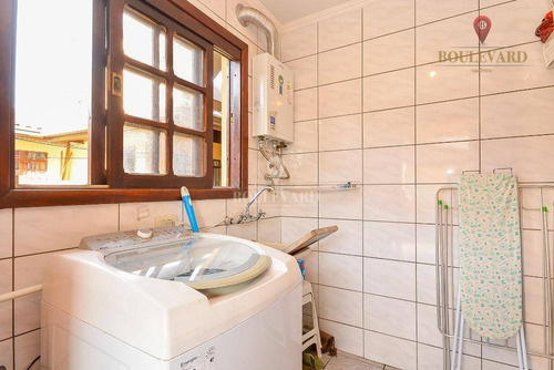 Casa Com 3 Dormitórios À Venda, 332 M² Por R$ 1.200.000 - Capão Raso - Curitiba/pr - Ca0168