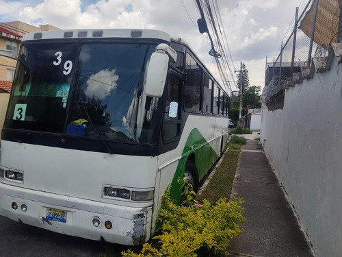 A Tratar Venta De Camion Comercial 45 Plazas