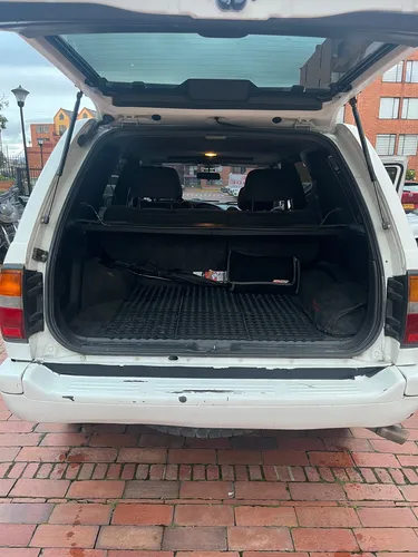 Nissan Pathfinder 3.3 R50 Std