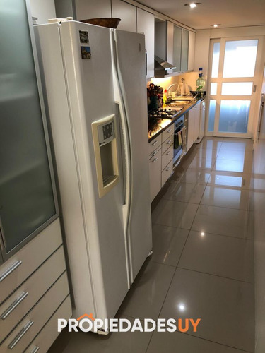 Imagen 23 de 28 de Apartamento De 2 Dormitorios Frente A Playa Mansa
