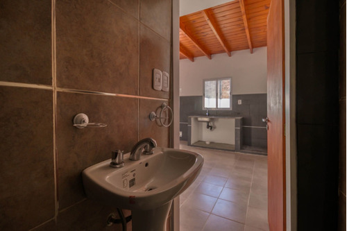 Imagen 5 de 23 de Casas En Venta En La Plata. Duplex Con Verde