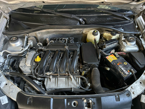 Renault Simbol Autentique 1.6 Pack Ii Chocado No Granizado