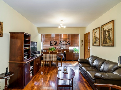 Imagem 2 de 30 de Apartamento Em Alto De Pinheiros Repleto De Armários Embutidos, Sala E Quartos Com Piso Taco De Madeira, Um Banheiro Para Os Dois Quartos, Salas De Estar E Jantar, Cozinha Com Copa - Ap00800 - 697149