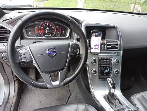 Volvo XC60 2.0 T5 Awd Summum