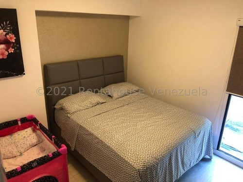Imagen 16 de 24 de Mls #22-21711 Se Vende Hermoso Apto En Los Naranjos Del Cafetal Fibr 0414 3111247