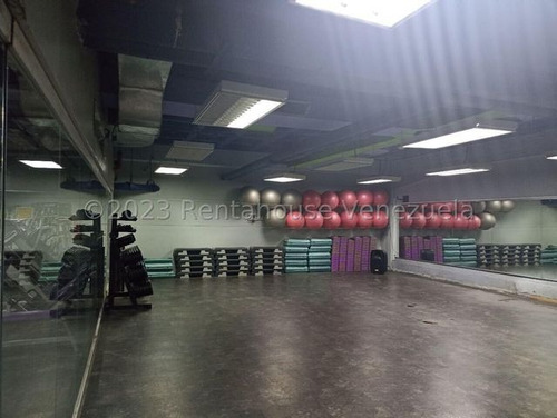 Ana Torres. Local Comercial En Venta 24-5839 En El Valle
