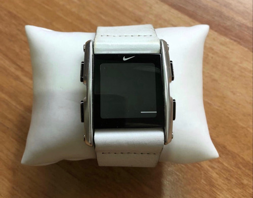 Reloj Nike Retro Blanco Blanco Negro (Usado)