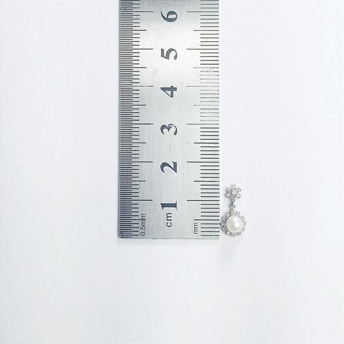 Imagem 3 de 3 de Brinco 19 Brilhant E 1 Perola Pendent Em Ouro Branco 18k/750