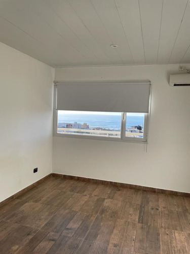 Imagen 10 de 17 de Oportunidad! 4 Ambientes De Excelente Nivel Vista Al Mar.