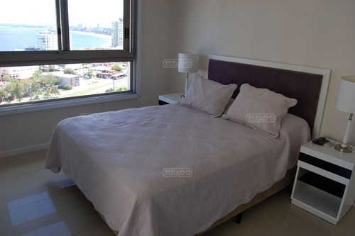 Imagen 16 de 30 de Departamento En Venta Ubicado En Playa Brava, Punta Del Este