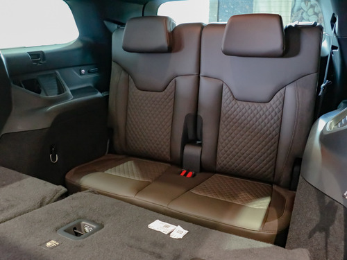 Imagem 10 de 14 de Jeep Commander Overland T380 Diesel 4x4 (aut)