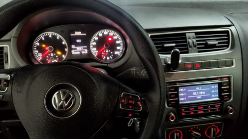 Volkswagen Fox 1.0 Tec Total Flex 5p