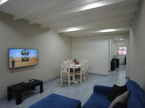 Imagen 2 de 27 de Casa 5 Ambientes En Venta En Barrio Parque Suhr Horeis (loma Hermosa).
