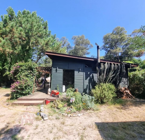 Venta. Casa + Apartamento Pinar Sur, Proxima Al Arroyo