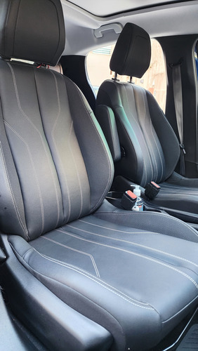 Peugeot 208 1.6 Feline Tiptronic