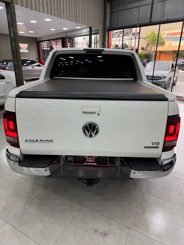 Volkswagen Amarok 3.0 Highline Extreme Cab. Dupla V6 4x4 Aut. 4p