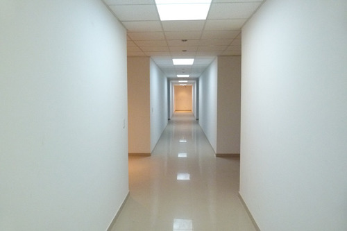 Imagen 9 de 15 de Exclusiva Oficina 100 M2. En Venta En Bureau Leloir.