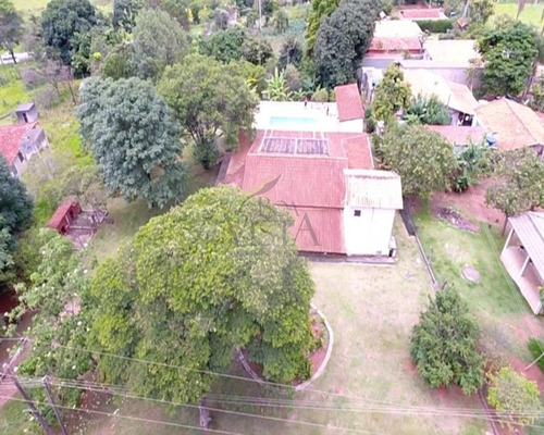 Chácara A Venda Na Estrada Para Itatiba, Bairro Biriça Do Campinho Em Bragança Paulista, Apenas 12 Km Do Centro Da Cidade. Casa Com 3 Dormitórios, 2 S - Ch00050 - 68960716