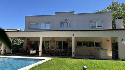 Alquiler Casa La Barra Village-amueblada-losa Radiante-pileta-6 Amb-escritorio En Pb