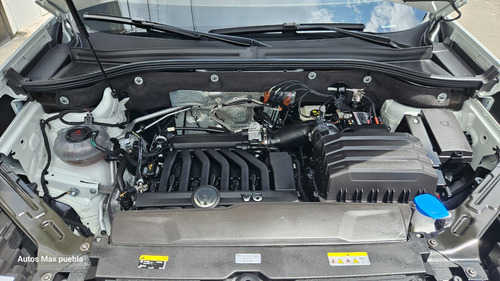 Volkswagen Cross Sport 3.6 Fsi V6 R-Line Auto 4Wd