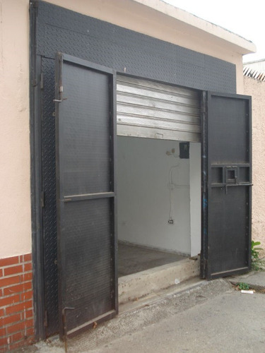 Imagen 6 de 6 de 04127176831 Local En Quinta, Sólo Para Depósito De Mercancía Seca, Ventas Y O Servicios Vía Online.