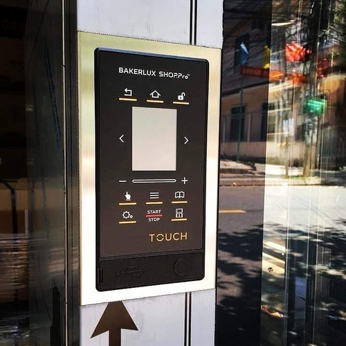 Horno De Convección Eléctrico Unox Bakerlux Rossella Touch