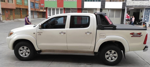 Toyota Hilux Vigo Srv