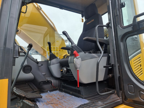 Imagem 13 de 13 de Escavadeira Komatsu Pc 210 Ano 2020 Horímetro 4.483