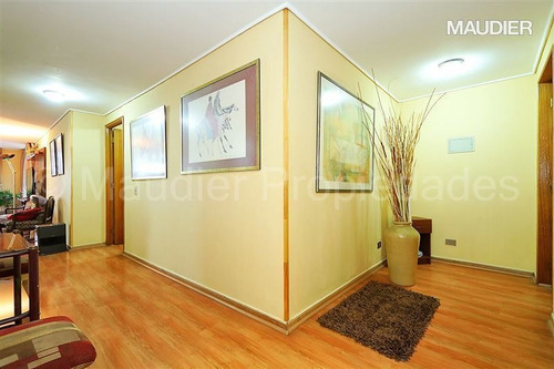 Departamento En Venta De 3 Dorm. En Las Condes