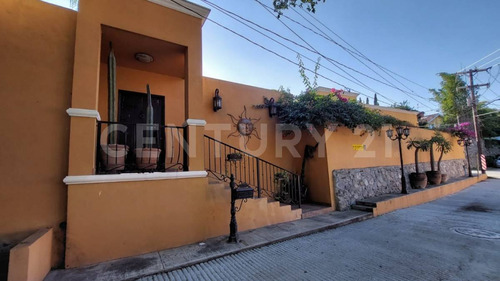 Casa En Venta En Comunidad San Francisco, Santiago N. L. Negociable