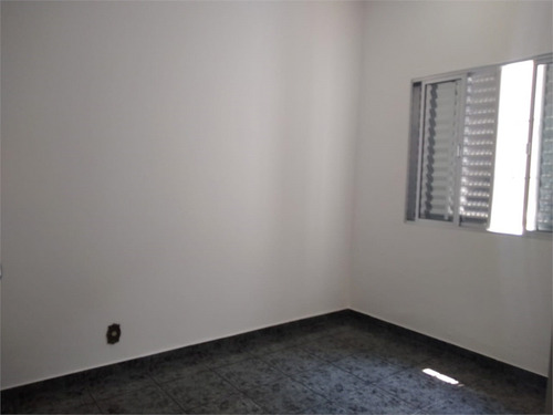 Imagem 14 de 30 de Casa Terrea A Venda Na Região De Campo Grande Com 2 Dorm, 2 Vagas E Edicula. Venha Visitar! - Reo541503