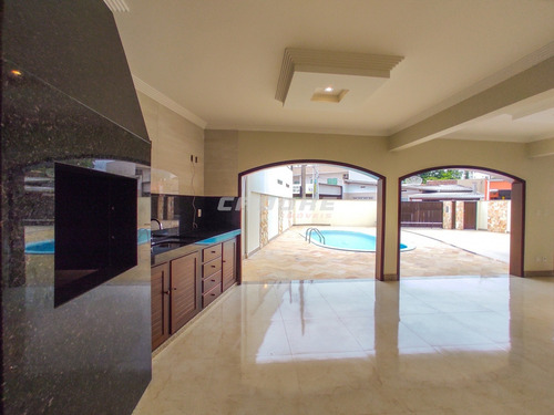 Imagem 25 de 30 de Excelente Casa Finamente Acabada No Bairro Garcia Em Blumenau. - 3052014v