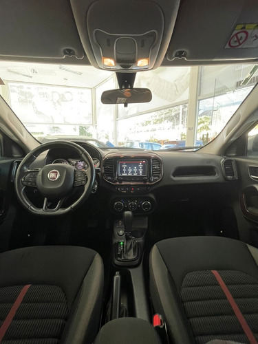 Imagem 10 de 17 de Fiat Toro 1.8 Evo 16v Flex Freedom 2020
