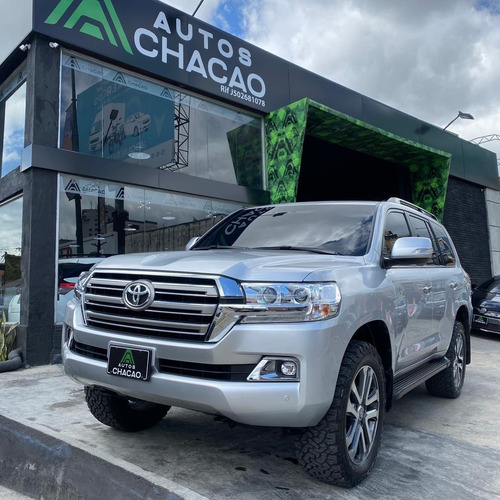 Imagen 1 de 8 de Toyota Land Cruiser Vx L200