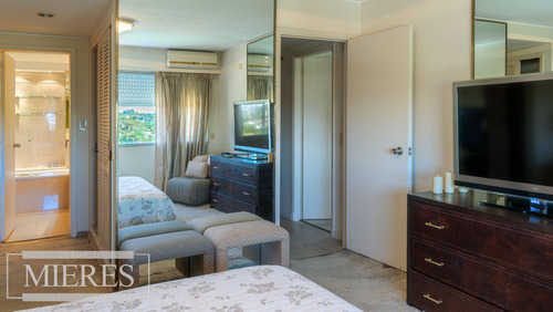 Venta Apartamento 3 Dormitorios- Playa Mansa (ref: Atm-7471)