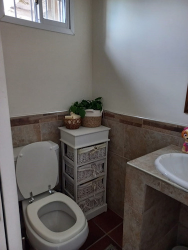 Imagen 10 de 30 de Hermosa Casa Con Pileta En Barrio Cerrado Los Fresnos Uribelarrea